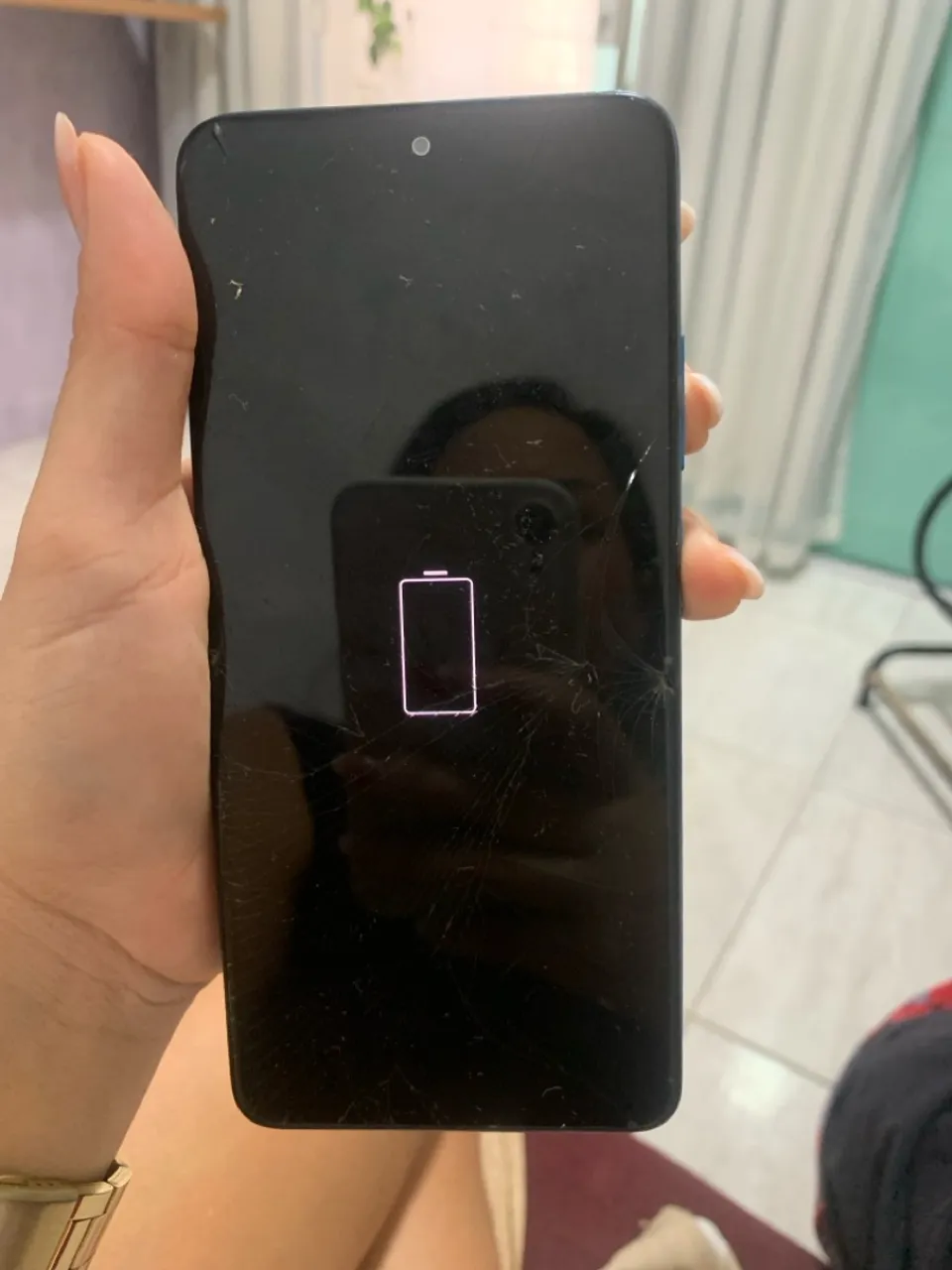 vendo poco x3 pro tela trincada mais funcionando perfeitamente