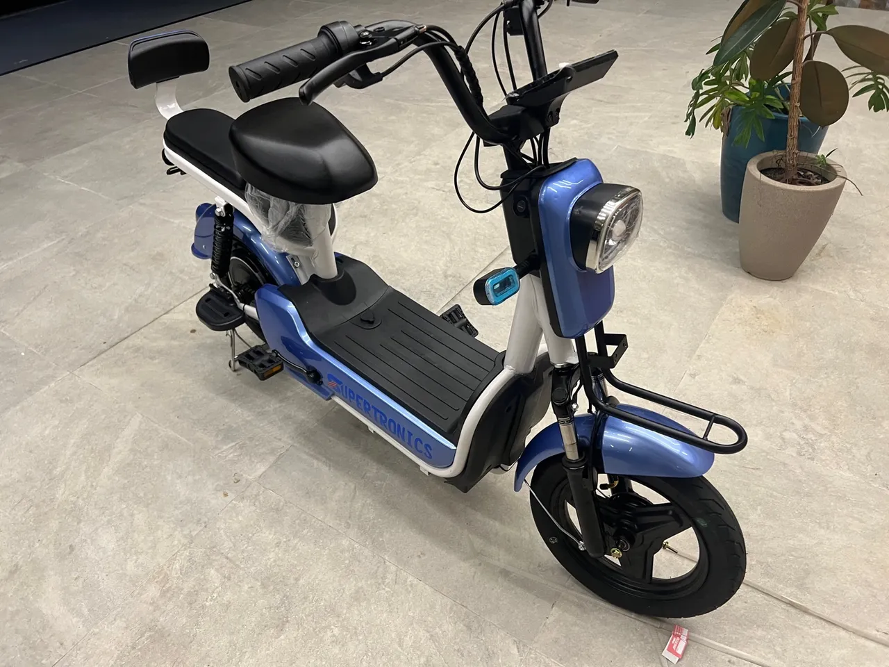 Moto Elétrica, zero na caixa