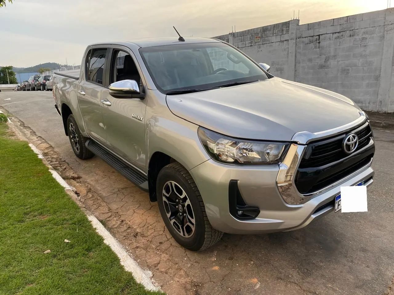 Vende-se Hilux SRV 4x4 2023 - Foto 2