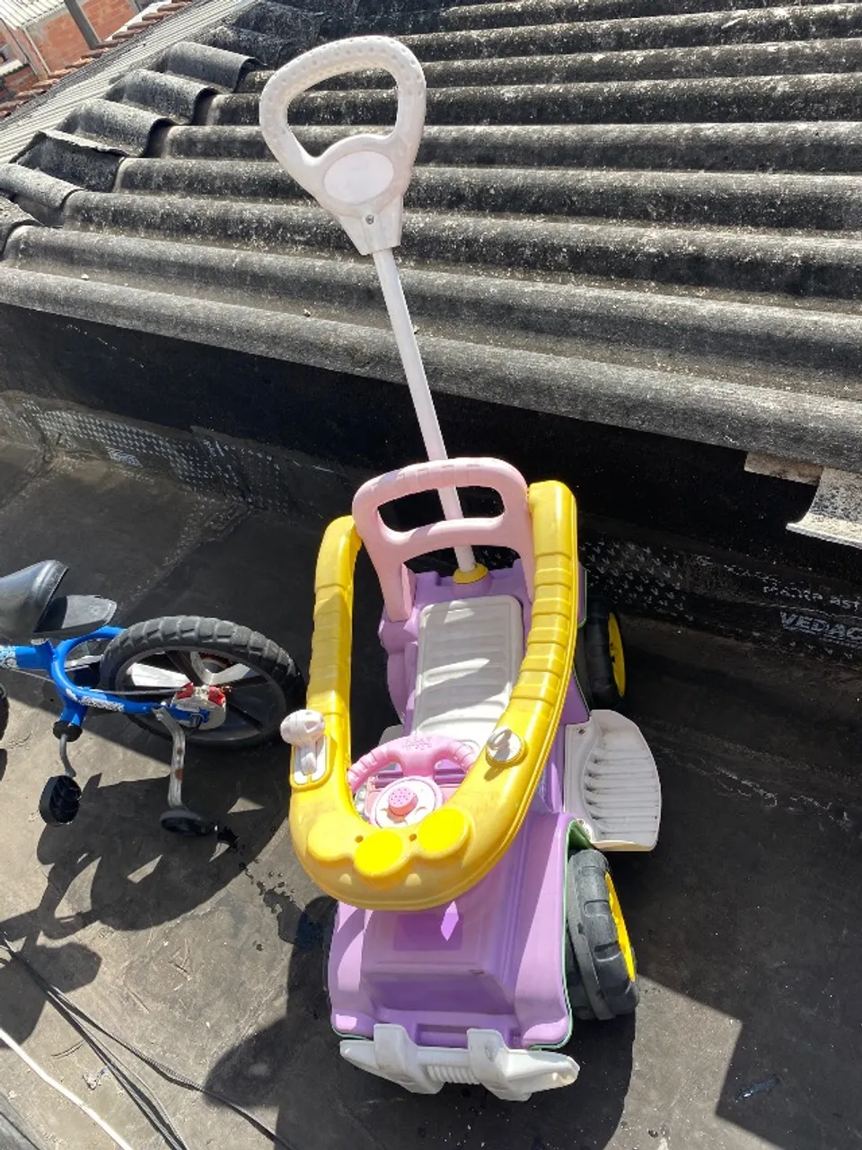 Bicicleta e carrinho