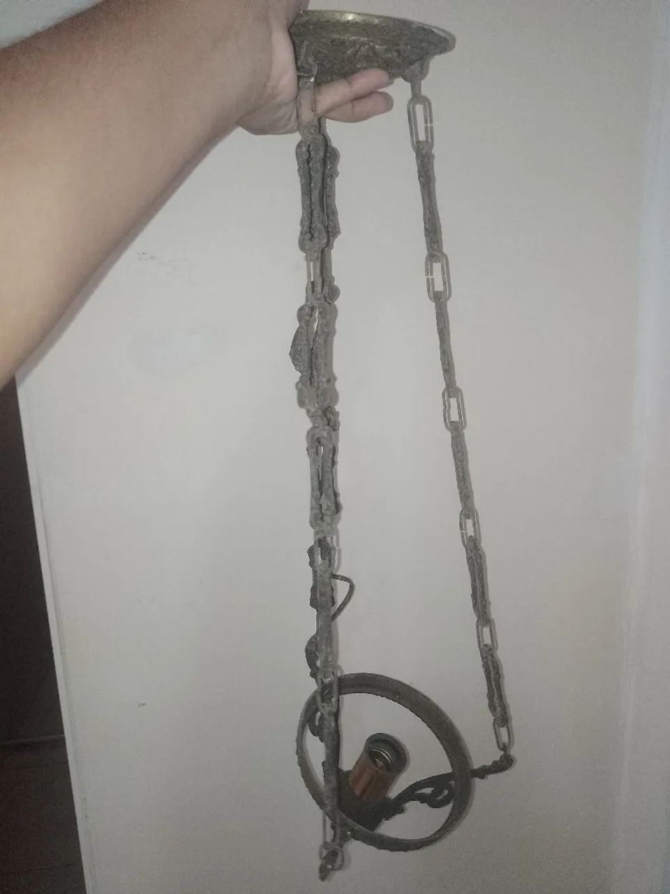 Lustre de metal  - Foto 3