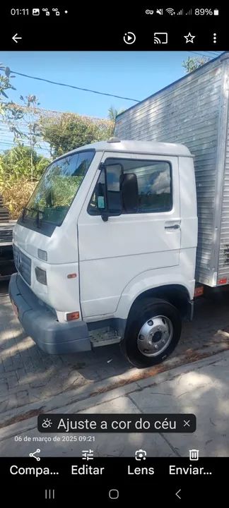 Caminhão 3/4 vw 7110 baú