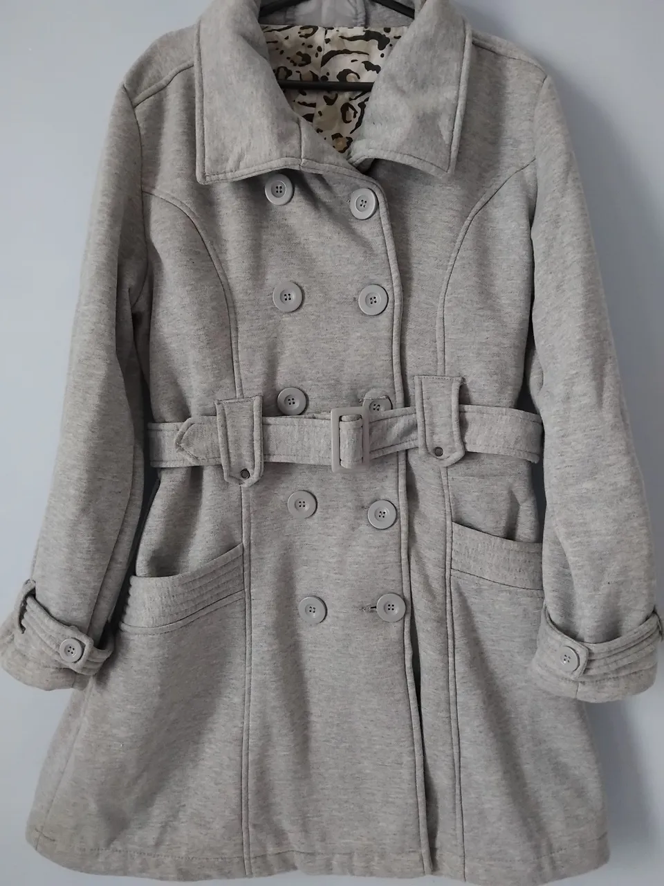Casaco de frio feminino cinza com cinto