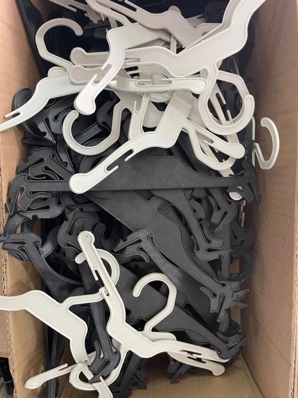 Cabides de calça com prendedor - kit com vários - Foto 3