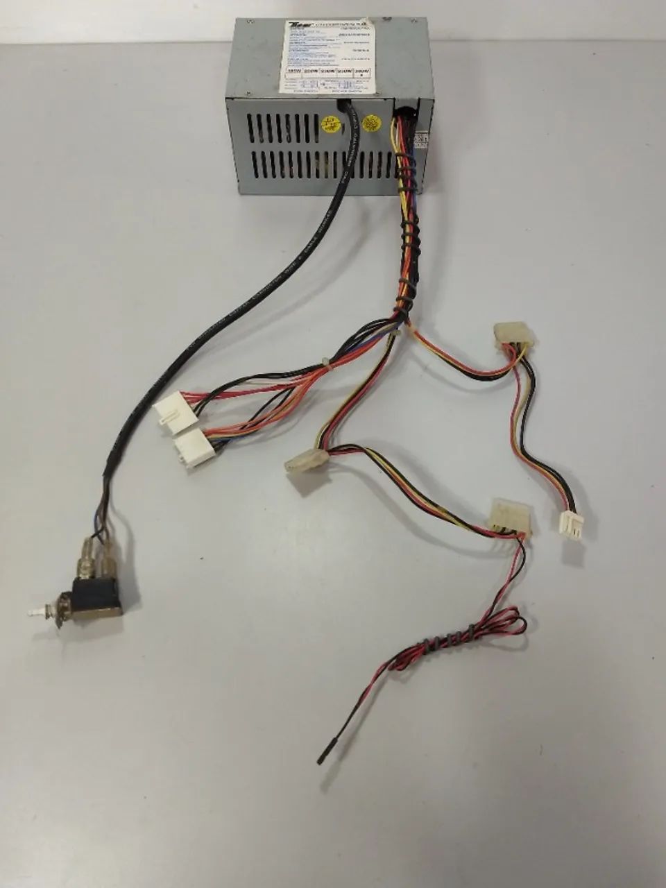 Fonte At Troni 300w Computador Antigo Retro Pc Industrial Gl (Usado)