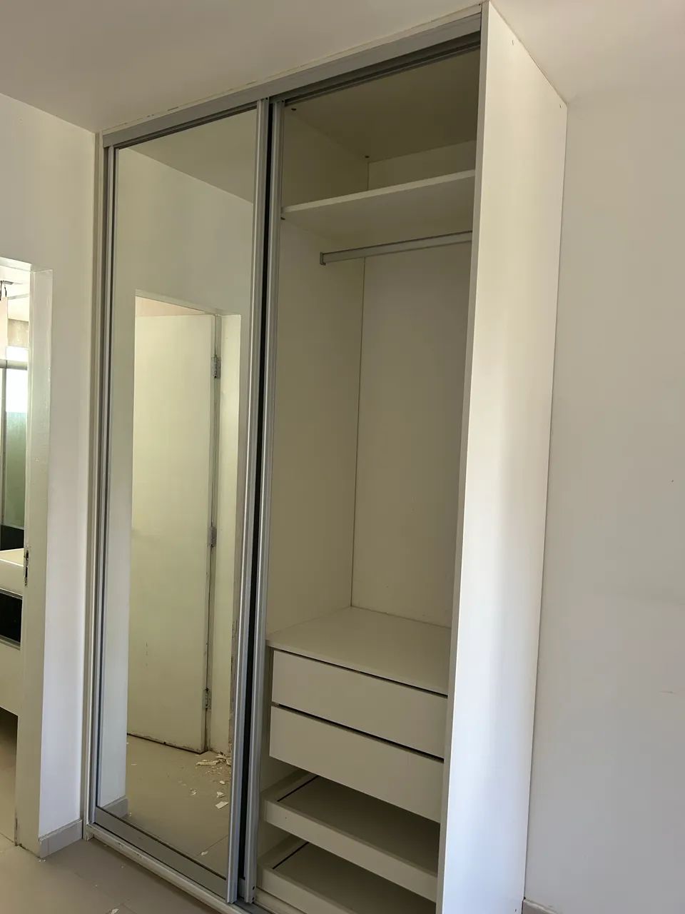 Guada roupa 64312003375619121