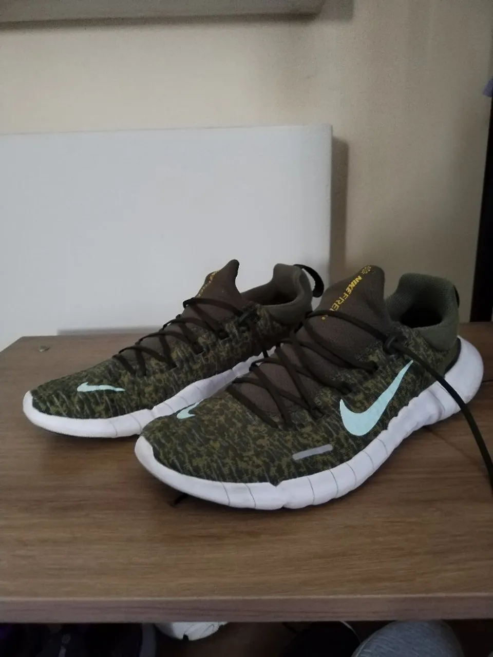 Tênis Nike Free Run 5.0 Cargo Khaki