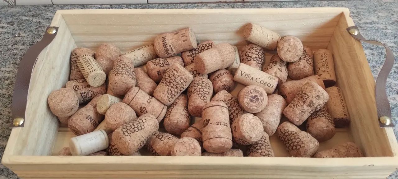 Rolhas de vinho. - Foto 2