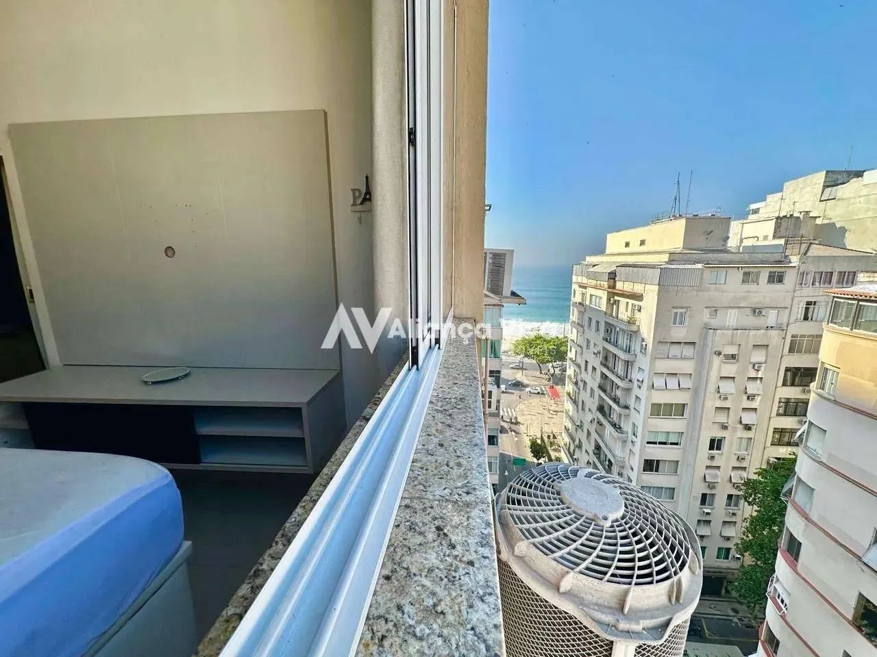 Apartamento 1 quarto todo mobiliado e com vista mar para locação em Copacabana - Foto 4