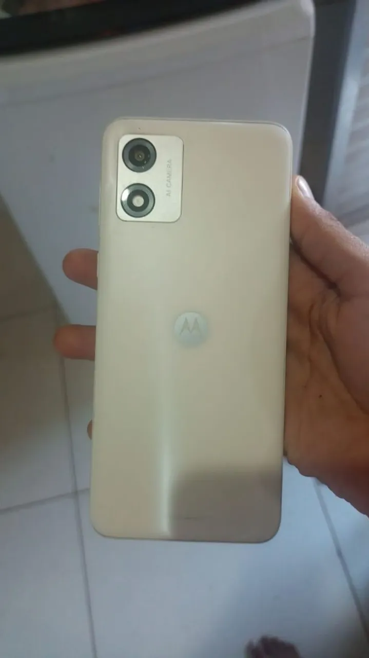 Moto e13