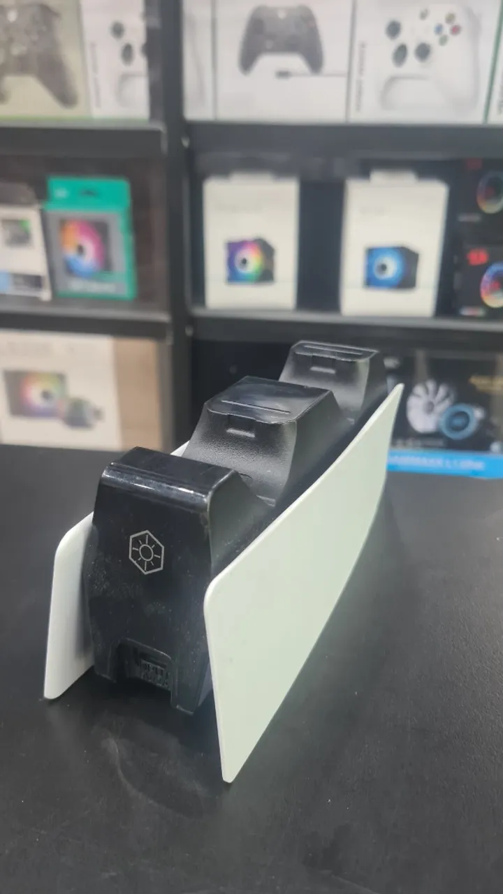 Base de Carregamento para DualSense - Estação de Carga Rápida e Estável | Seminovo!