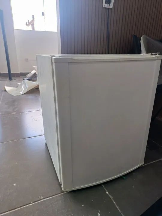 Envelopamento de móveis geladeira pisos guardar roupas - Foto 3