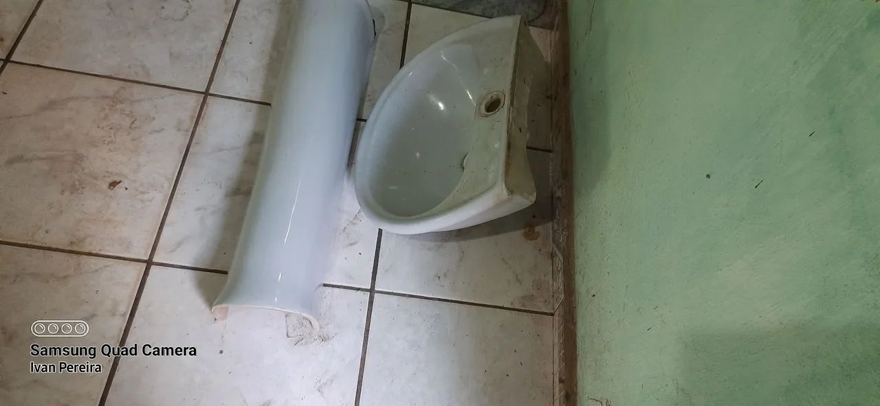 Pia  com apoio para banheiro  - Foto 2