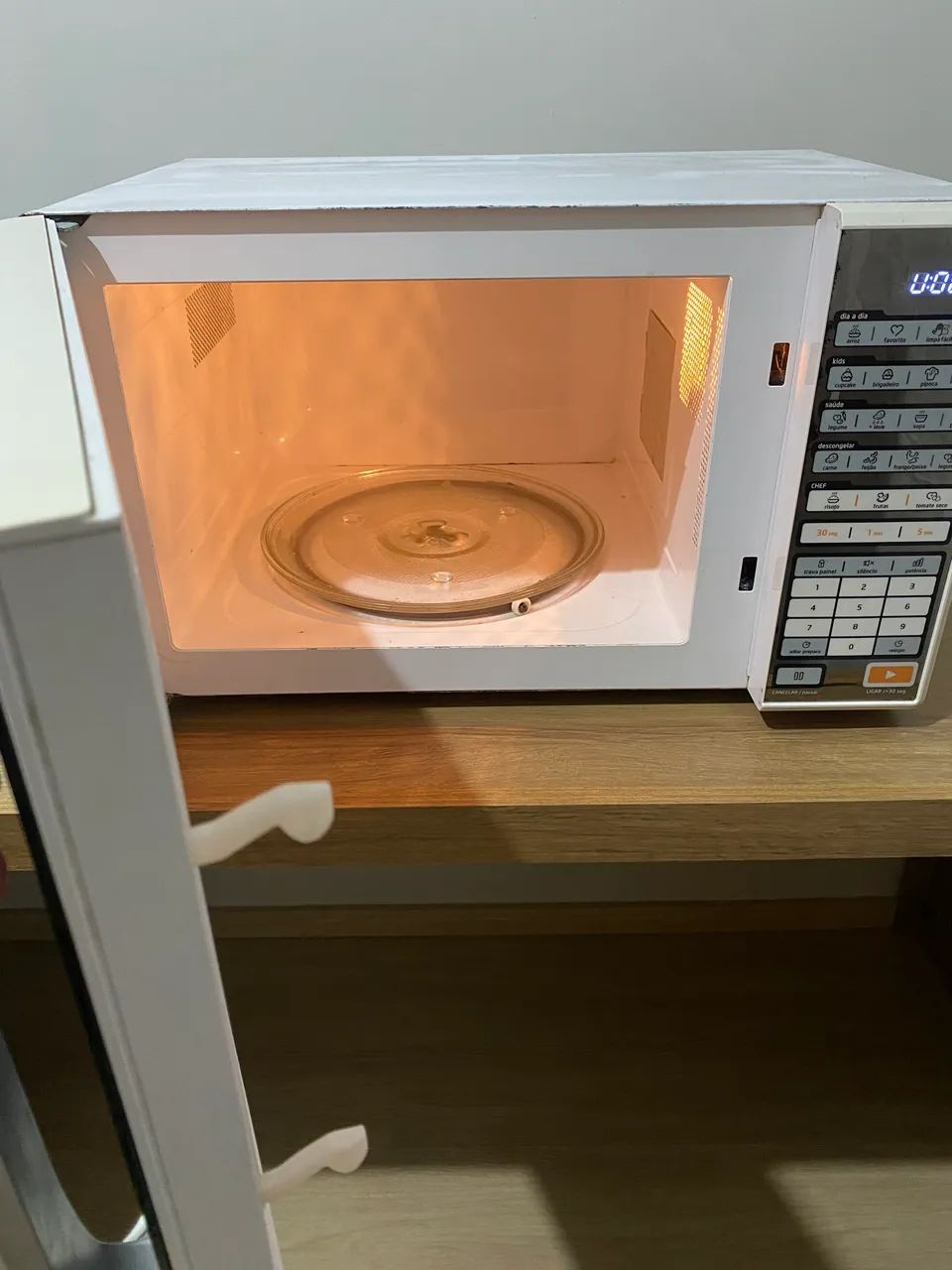MICROONDAS ESPELHADO 30L FUNCIONANDO - Foto 3