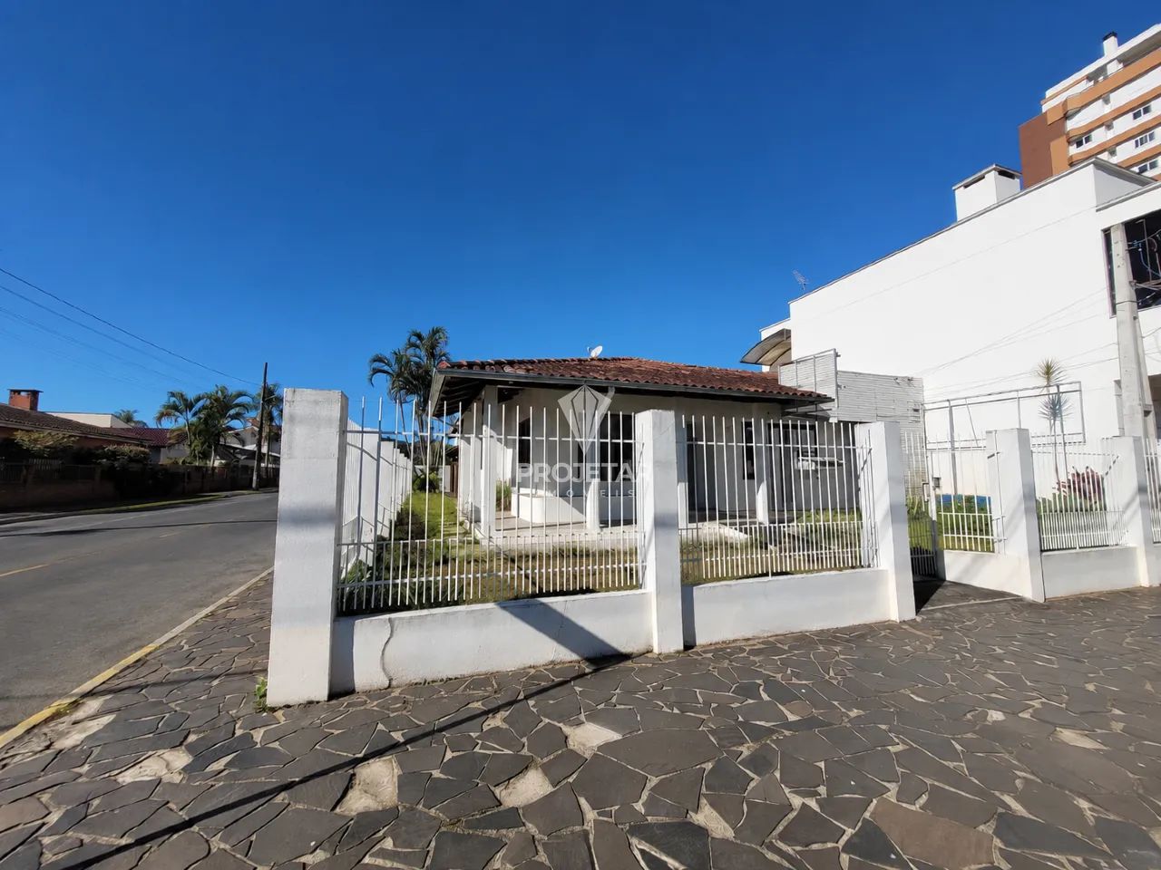 Casa Comercial Para Locação no Centro de Araranguá - Foto 2