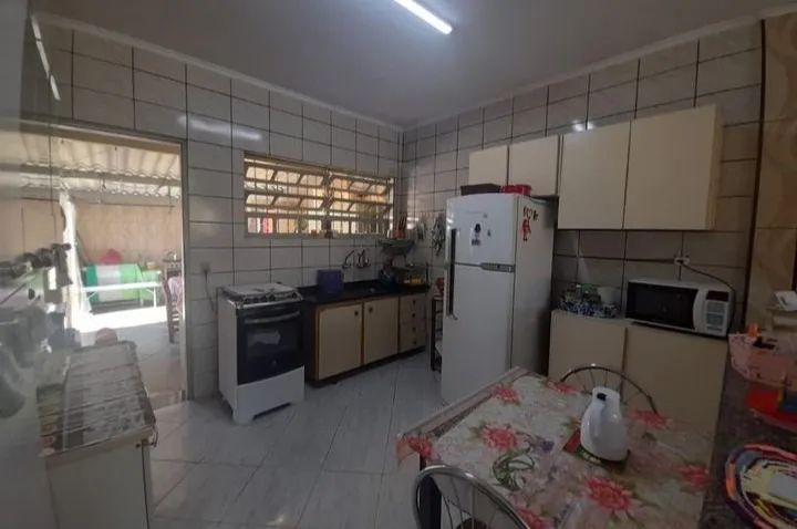 Casa com dois quartos charmosa e bem cuidada - Foto 5