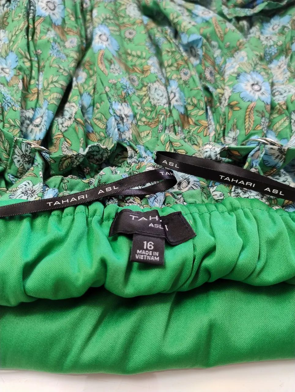 Vestido estampado longo Tahari ASL  - Foto 4