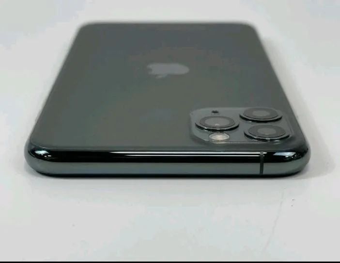 Apple iPhone 11 Pro Max 64GB  Midnight Green - Foto 4