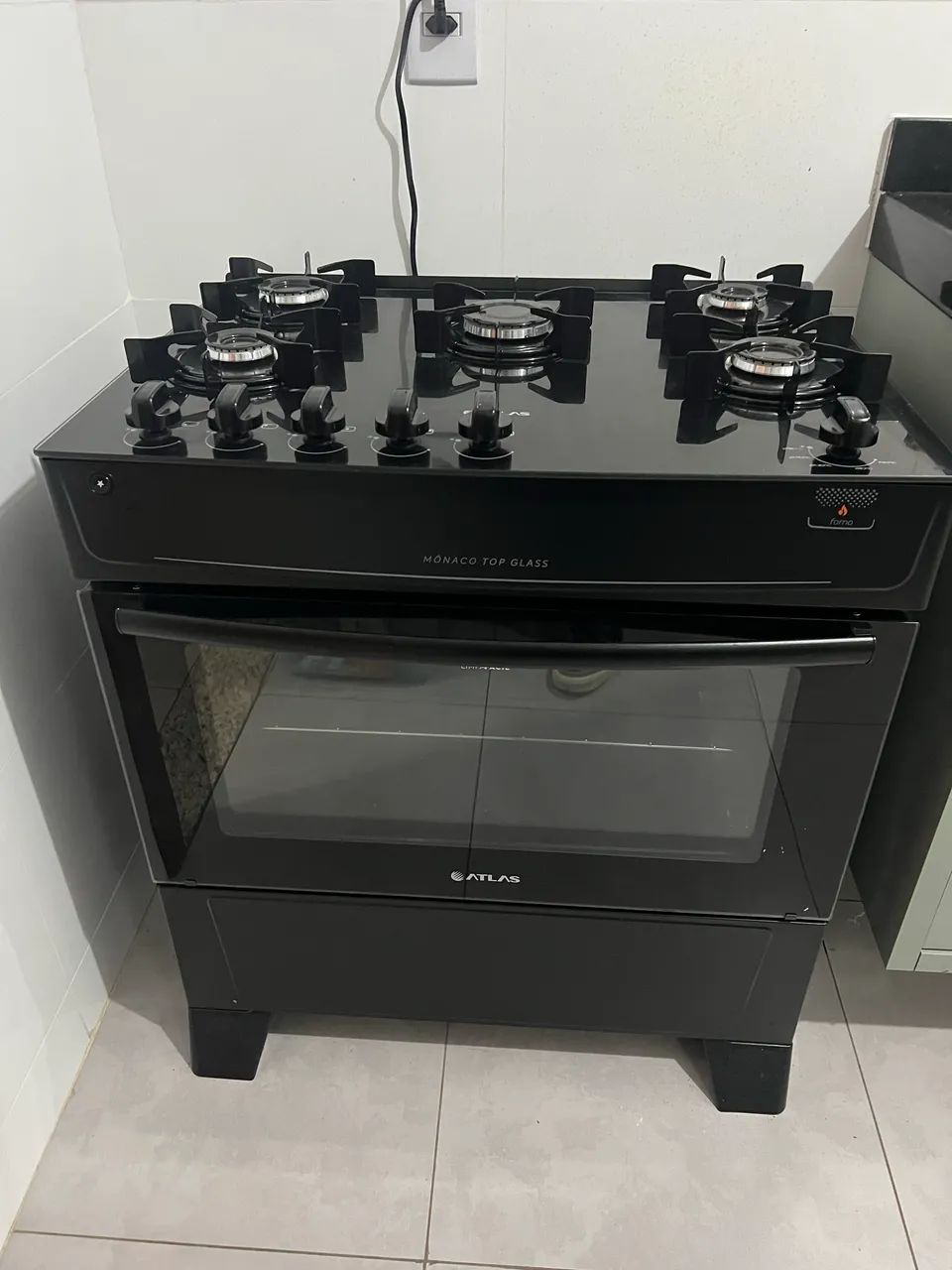 Fogão a Gás de Piso 5 Bocas Atlas Mônaco Top Glass Mesa de Vidro Preto