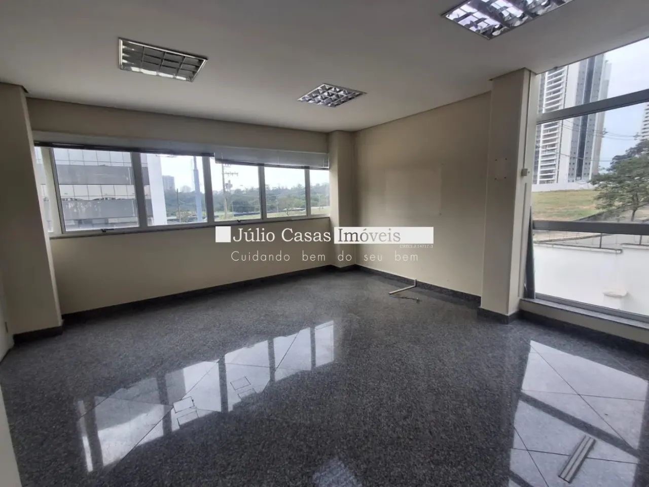 Galpão Comercial no Paço com 980m², 12 salas e 30 vagas de estacionamento - Foto 4