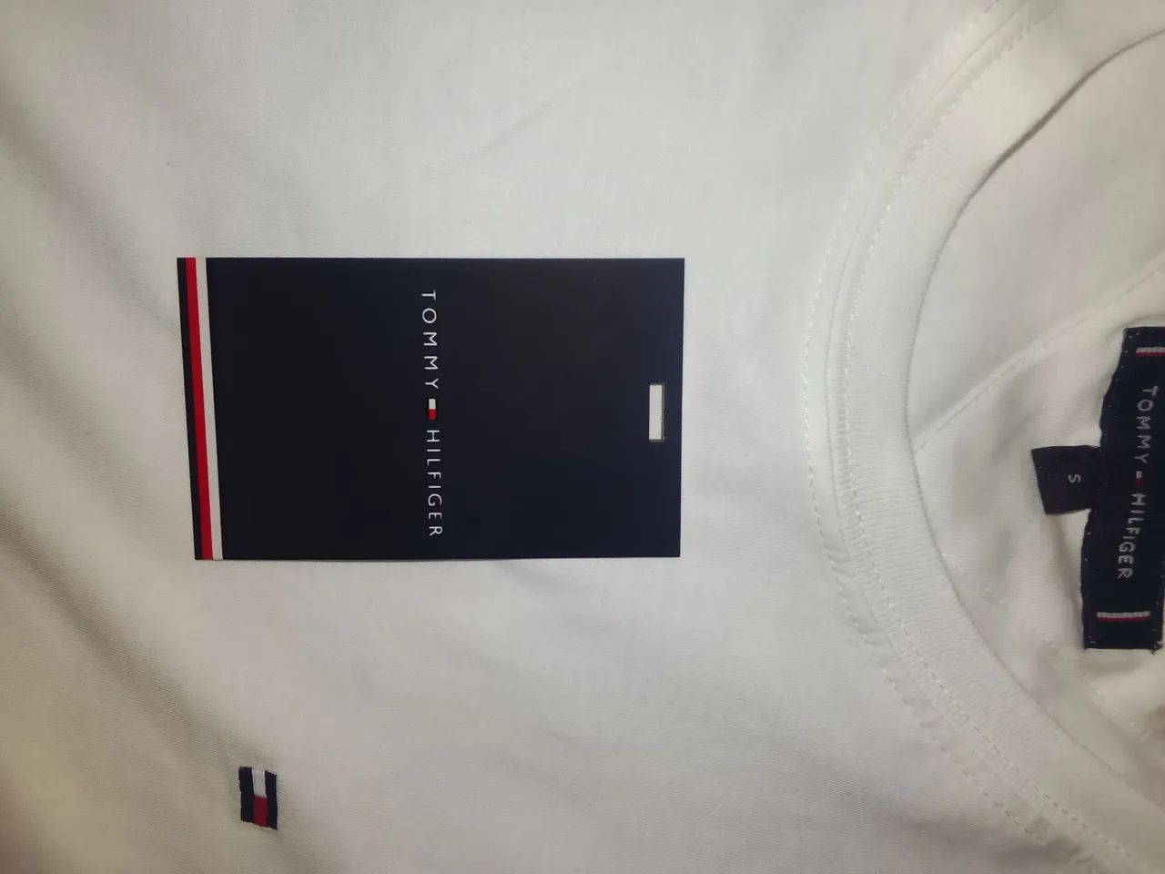 Camiseta tommy branca nova e original - Foto 5