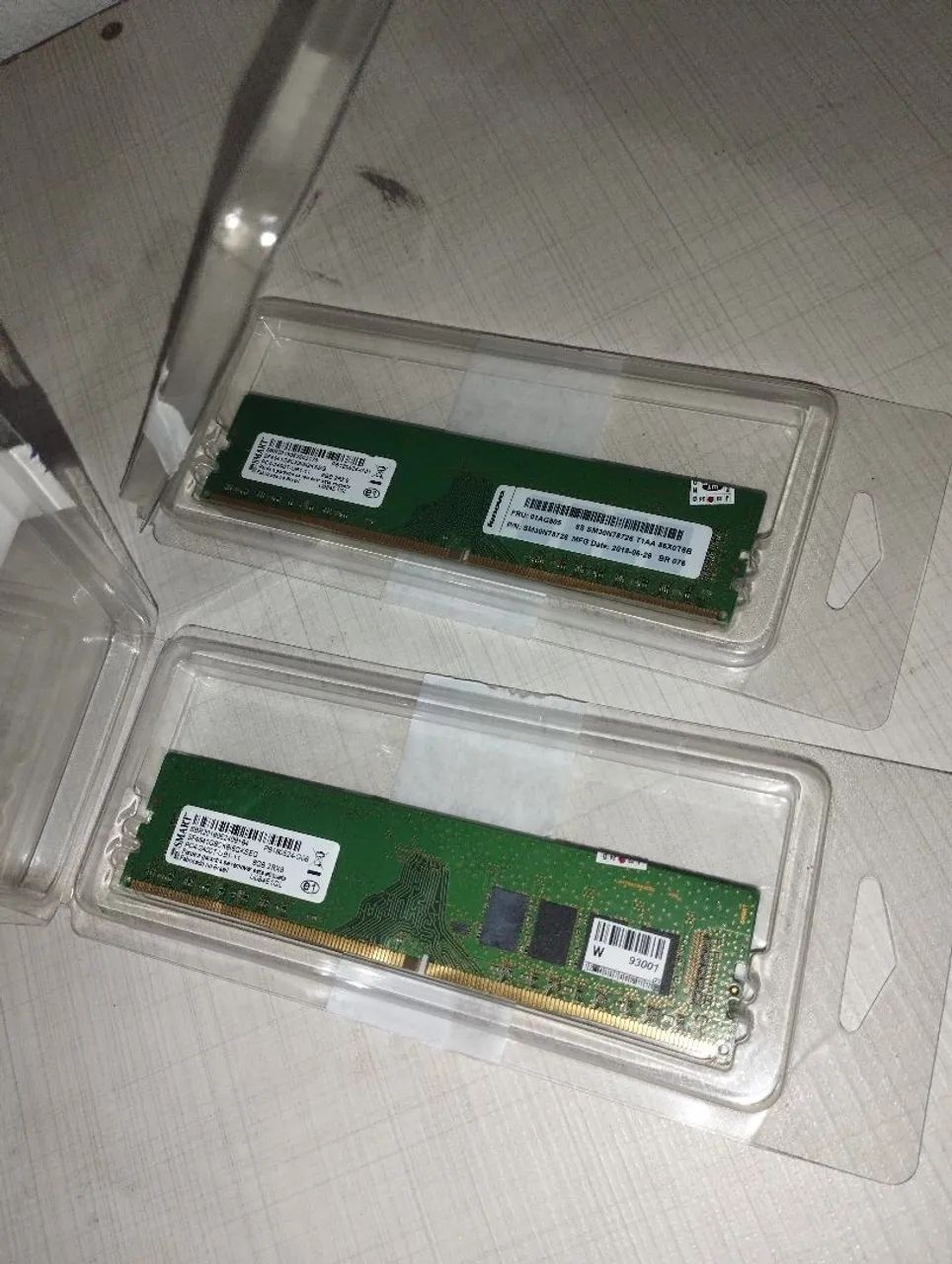 Kit de 2 memórias DDR4 8GB cada