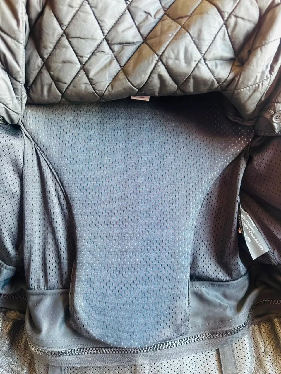 Vendo jaqueta de couro  - Foto 2