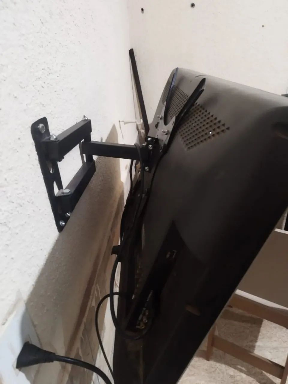 tv 32 polegadas com suporte e antena interna 