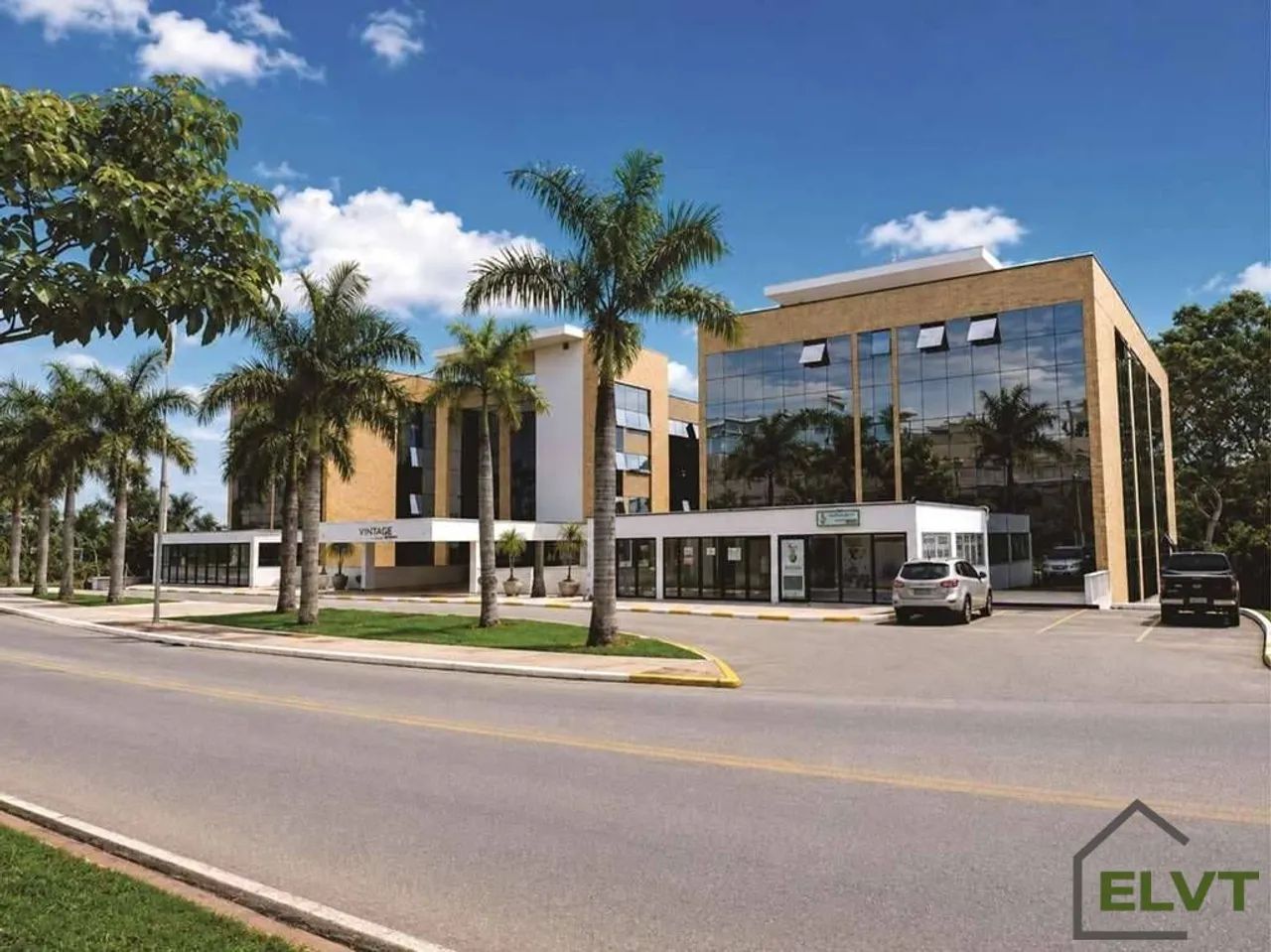 Sala Comercial 34m² na Granja Viana Cotia | Pronta para Usar com Garagem