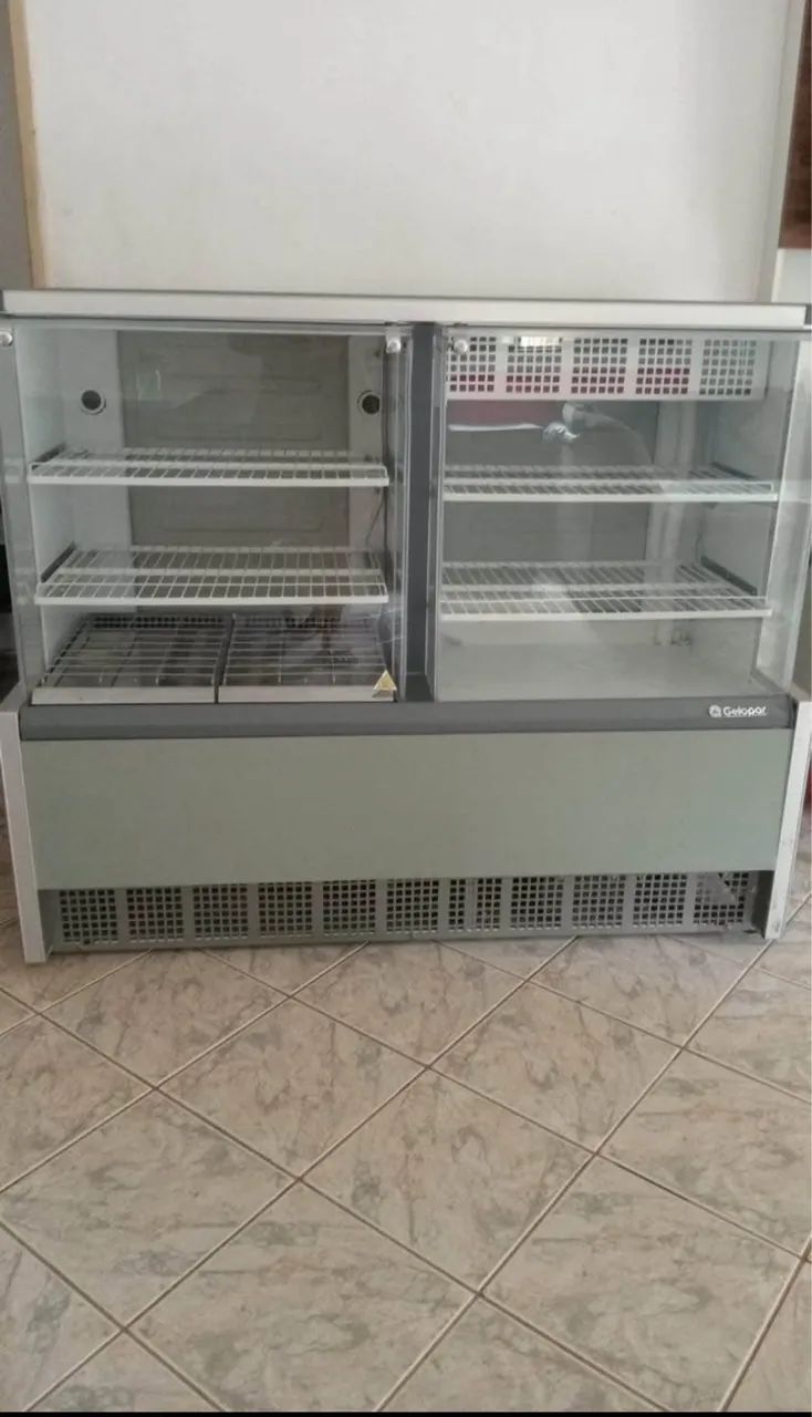 Freezer expositor quente e frio