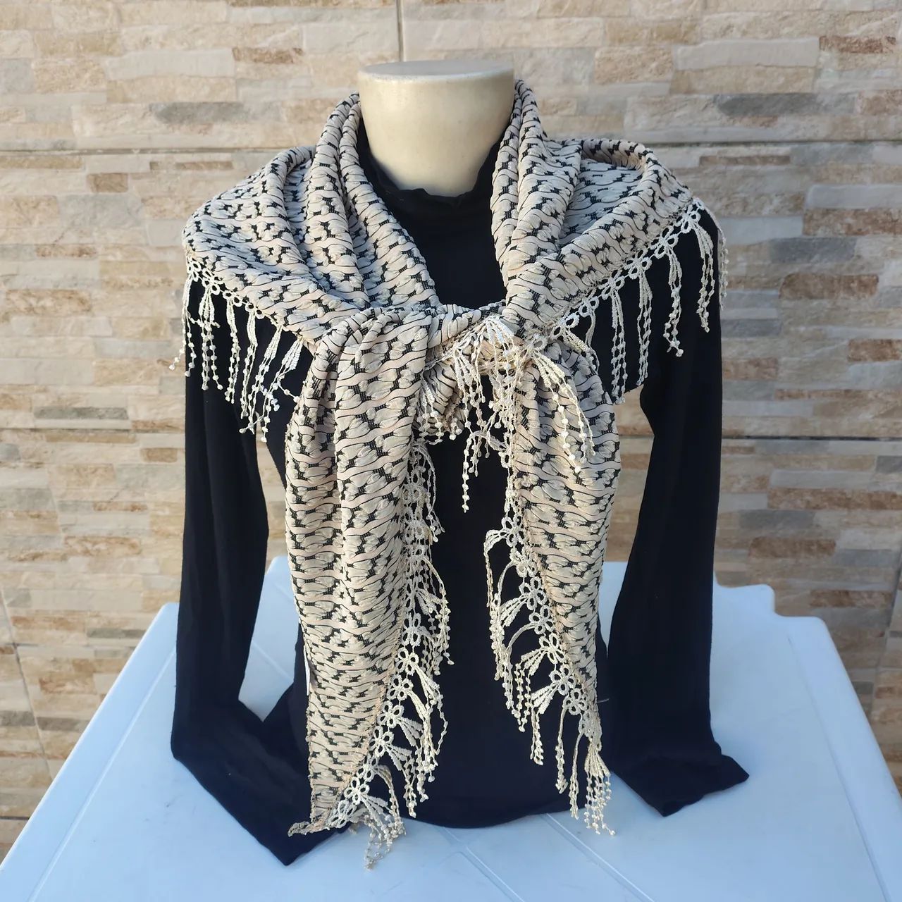 Xale de Renda Feminino - Versátil e Elegante para Diversos Looks ? - Apenas R$ 35 cada" - Foto 5