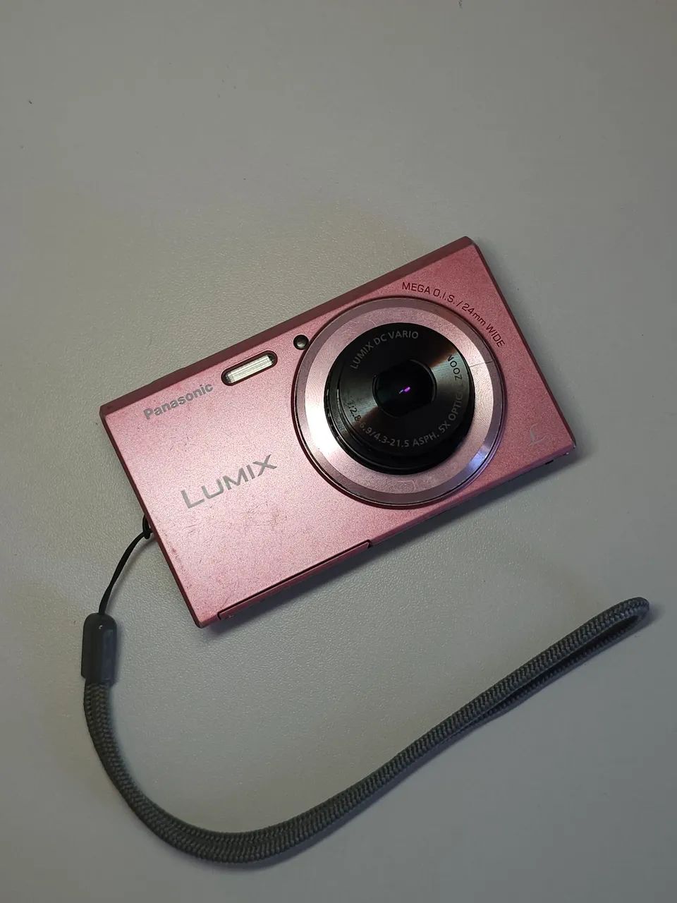 Câmera Digital Panasonic Lumix DMC-FH10 rosa - Câmeras e