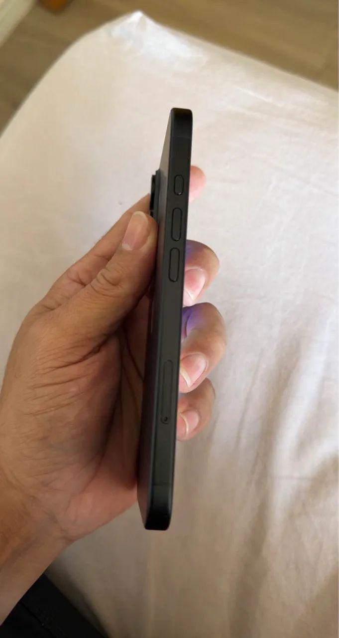 iPhone 16  - Foto 3