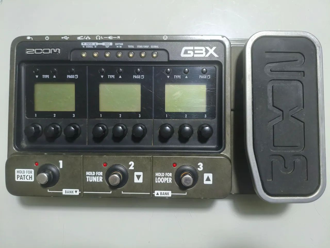 Pedaleira Zoom G3X