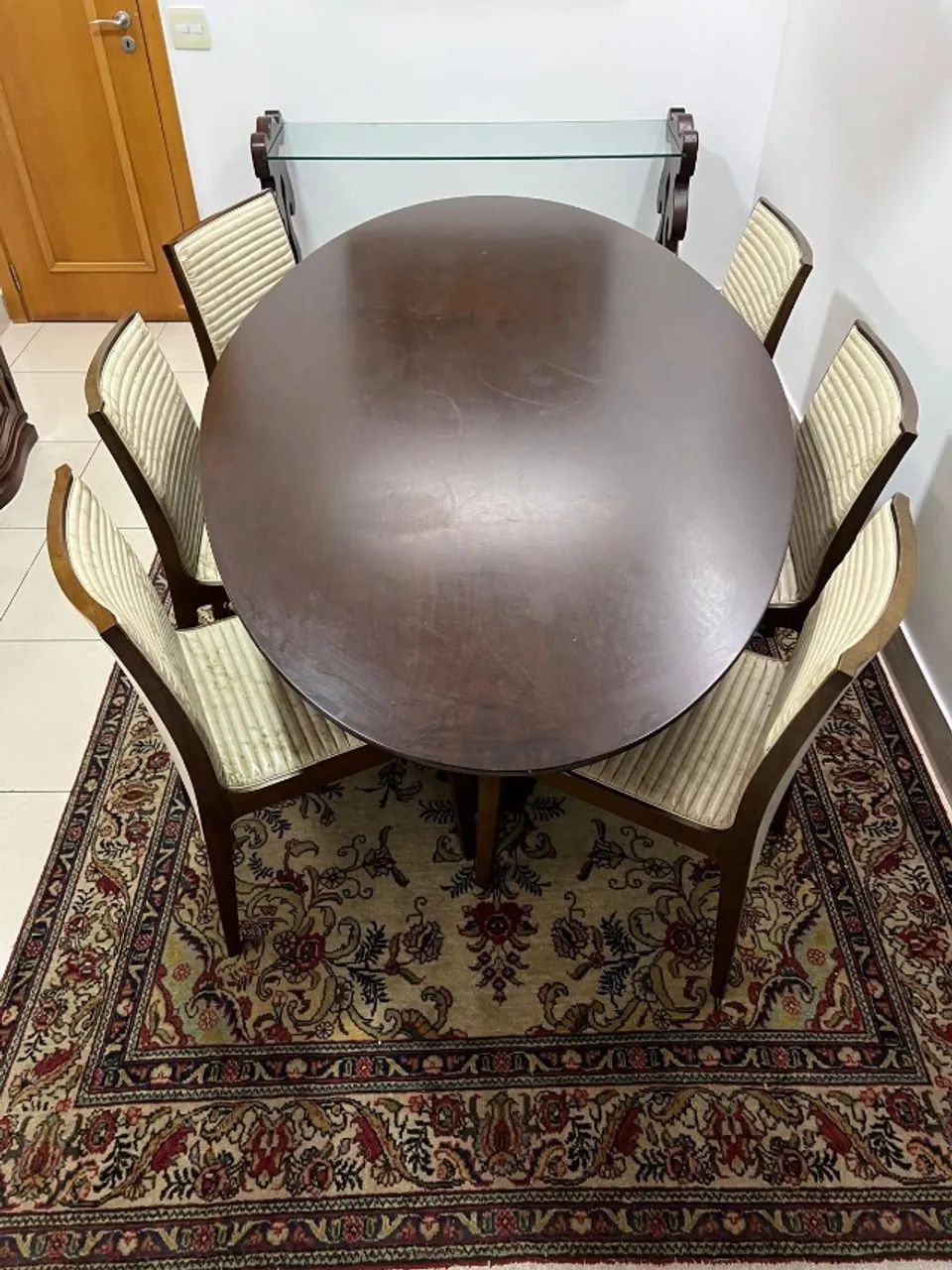 Mesa Madeira Maciça Classica Tampo Oval  - Foto 4