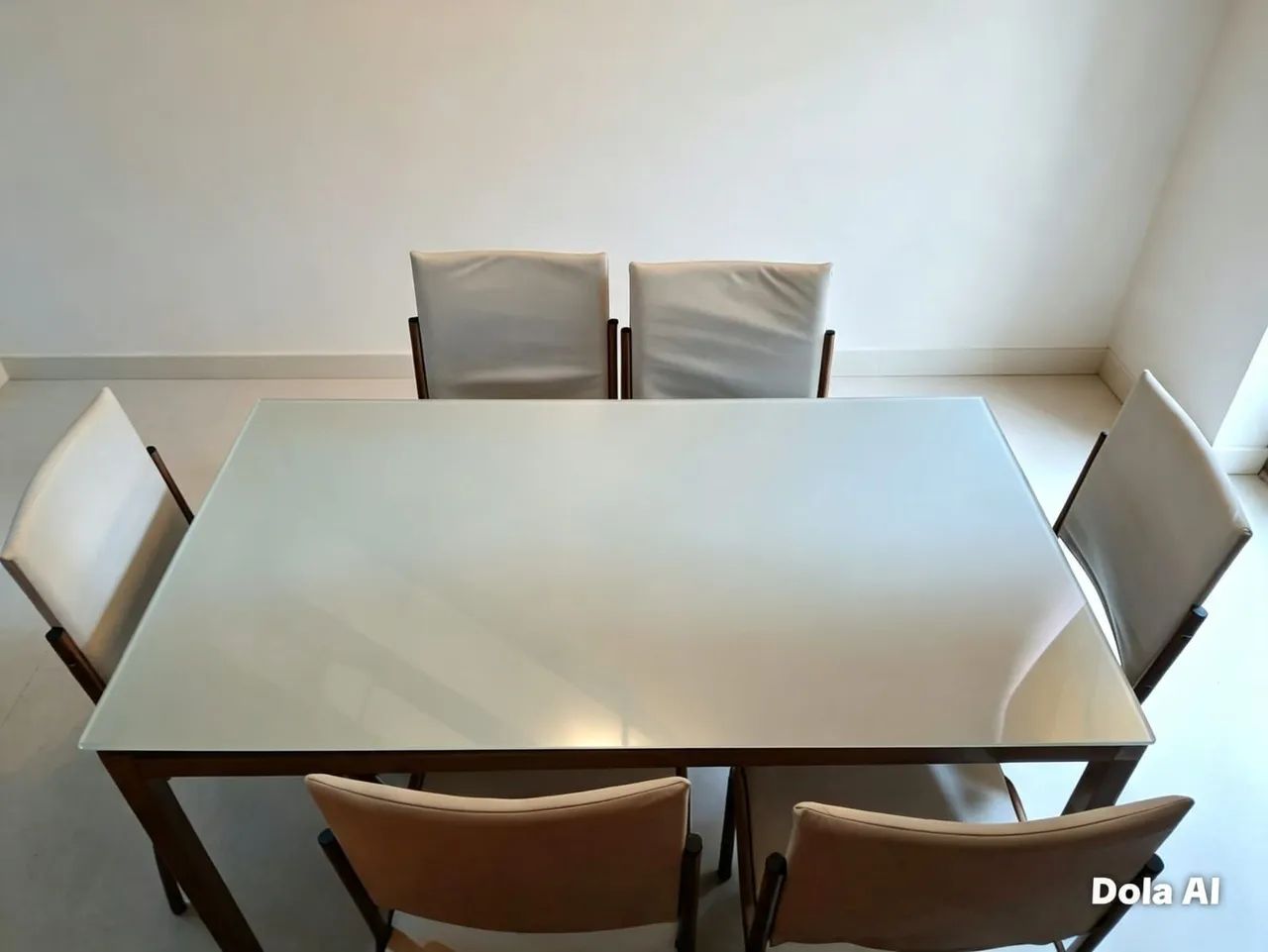  MESA RETANGULAR TAMPO DE VIDRO 06 CADEIRAS 