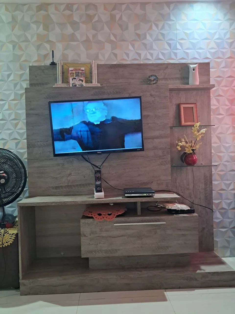 Rack com Painel em MDF 