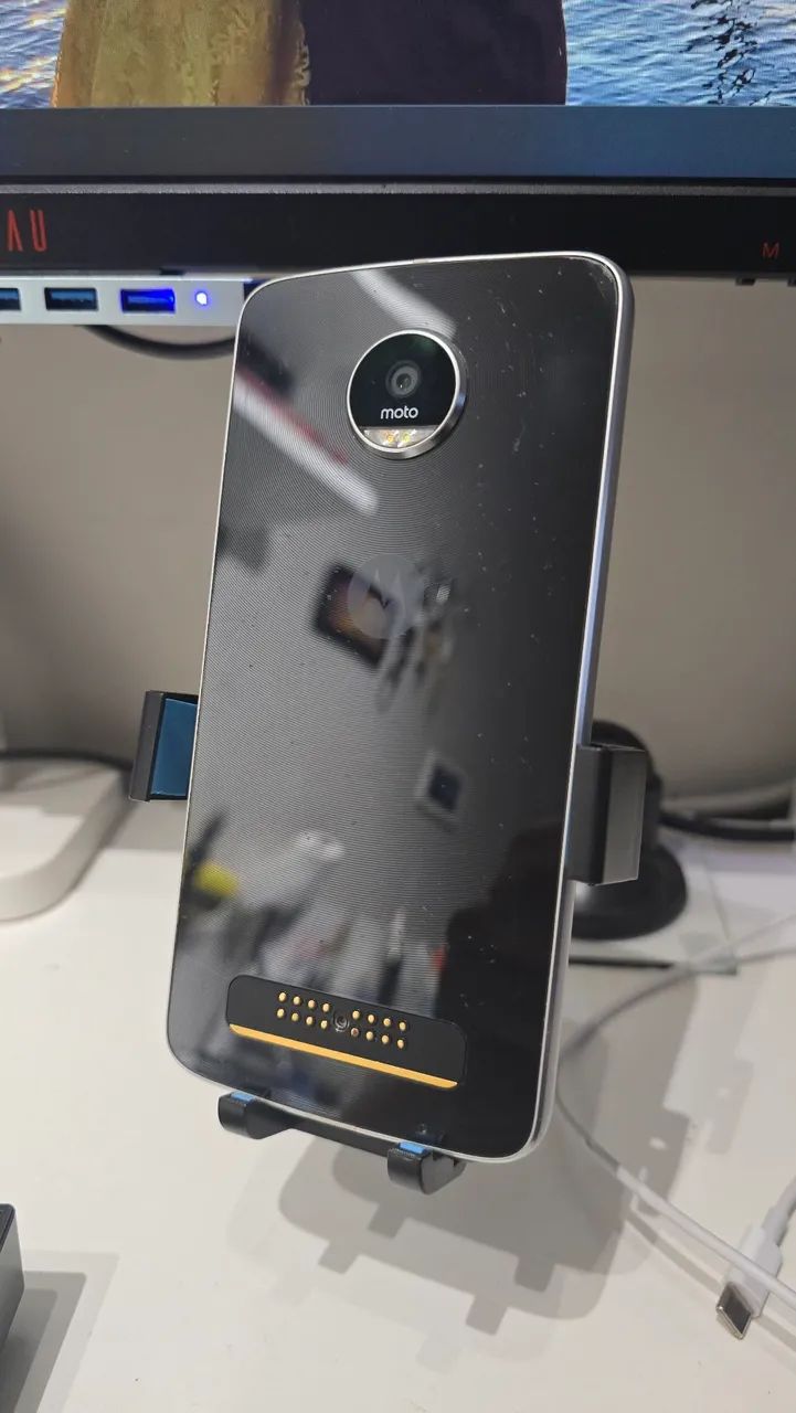 Moto Z Play + Capinha Vermelha - Foto 5