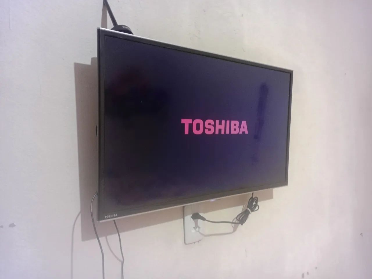 SMART TV TOSHIBA DE 32 POLEGADAS  - Foto 3