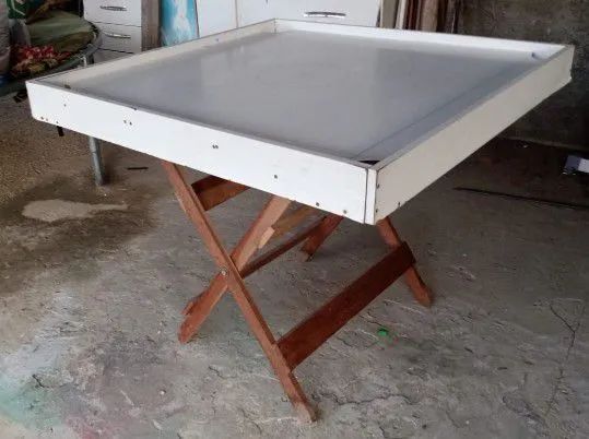 Mesa de jogo de pitoco (peteleco)