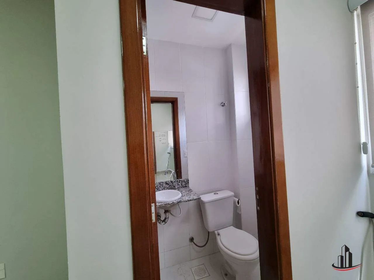 Sala comercial em Uberaba para alugar  Bairro Santa Maria, próximo ao Fórum, Ed. Fórum Off - Foto 5