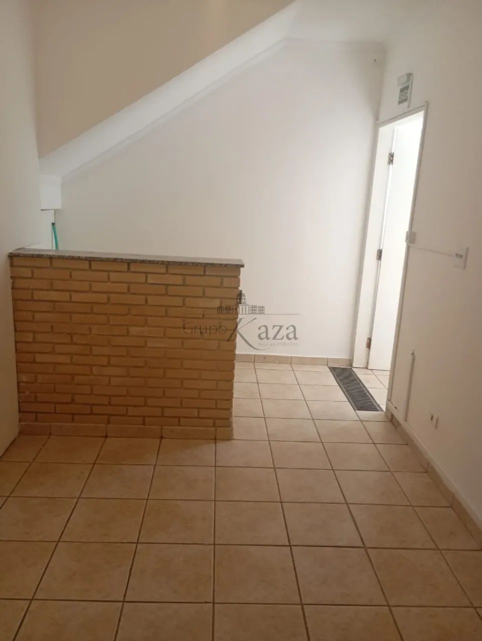 Sala Comercial 100m² - sala interna, 1 wc, 1 vaga - Foto 5