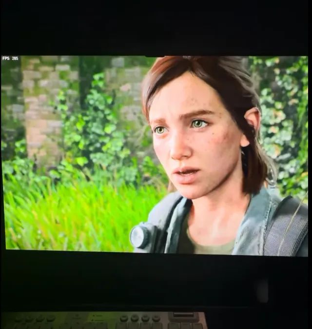 Monitor Samsung Odyssey G8 32" OLED 4K 240hz - Foto 3
