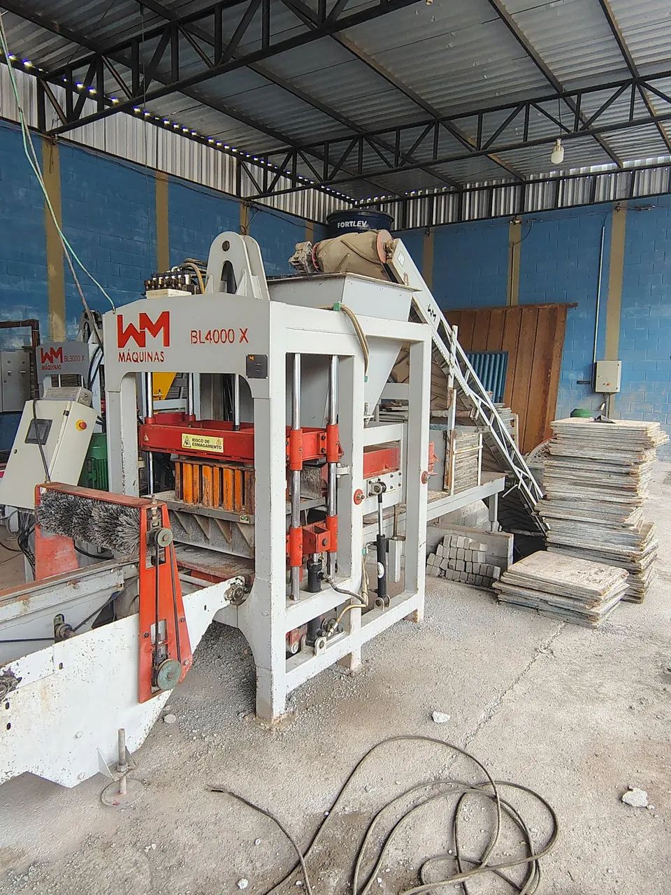Maquinas industrial de blocos e canaletas.  - Foto 3