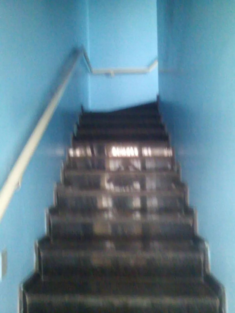 Sobrado de 3 andares de esquina. - Foto 4