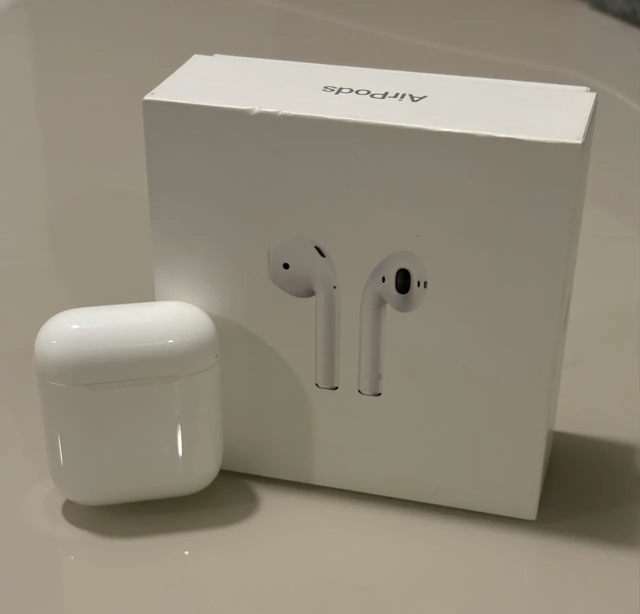 Apple AirPods