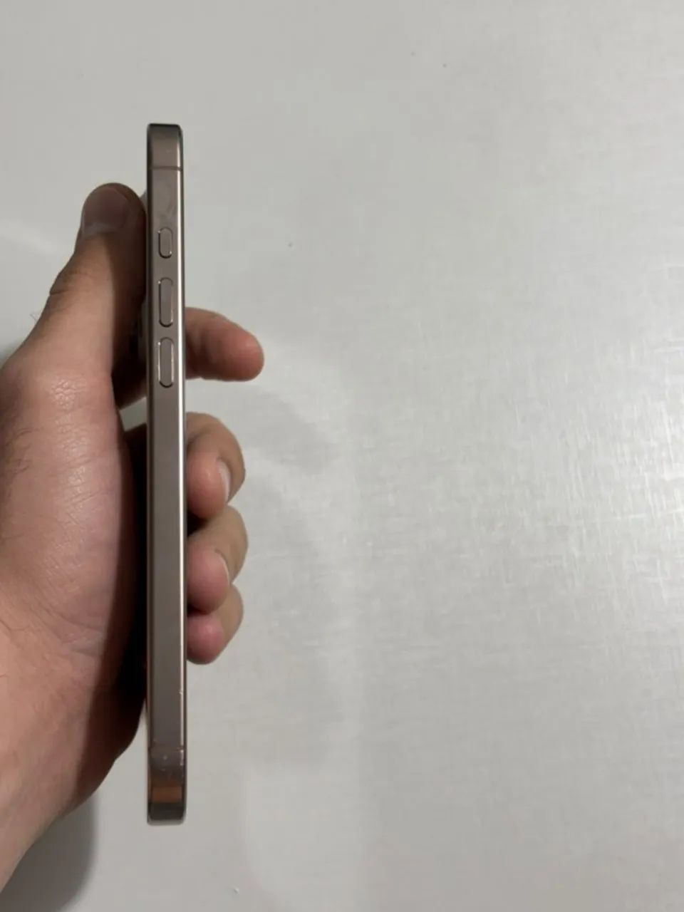 IPHONE 16 PRO MAX (99% bateria) - Foto 3
