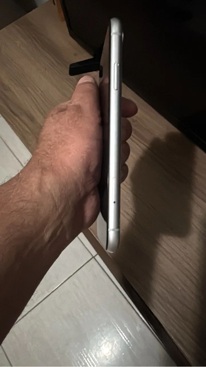 iPhone XR branco 128 - Foto 4