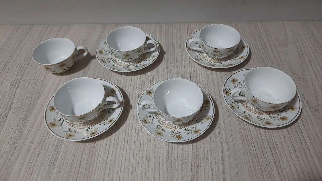 6 xicaras e 5 pires de café porcelanas schmidt - Foto 4