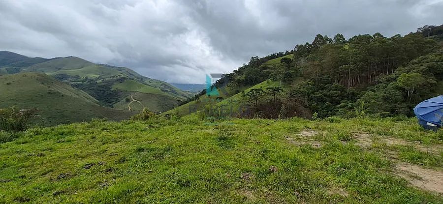 SÍTIO EXCLUSIVO COM CACHOEIRAS EM ITAMONTE-MG - Foto 2